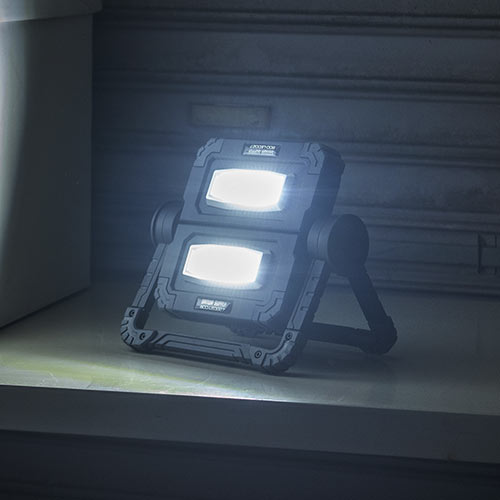 LED投光器（作業灯・充電式・屋外・アウトドア・最大20W・480ルーメン・バッテリー内蔵・COBチップ）