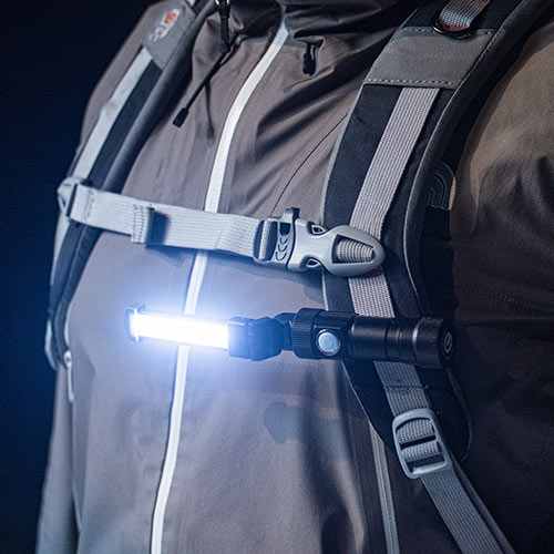 LED懐中電灯（USB充電式・防水・IPX4・最大220ルーメン・小型・ハンディライト・COBチップ・マグネット内蔵・折りたたみ）