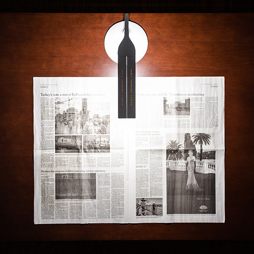 LEDデスクライト（充電式・コードレス・無段階調光・3段階調色・AC電源・280ルーメン・発光面可動式・フレキシブルアーム・ブラック）