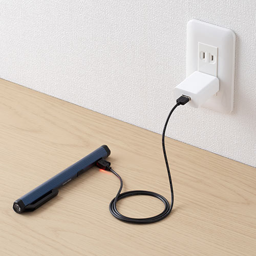 LEDライト（ペン型・USB充電式・マグネット内蔵クリップ・最大300ルーメン・ハンディーライト・スティックライト・COB・携帯可能）