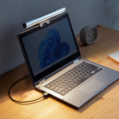 ノートPC用LEDライト（クリップ式・明るさ無段階・色温度5段階・タッチ操作・最大60ルーメン・ケーブル長1m・USB給電・小型）