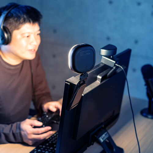 ストリーミングLEDライト（3WAY・かける・置く・立てる・明るさ5段階・色温度5段階・最大240ルーメン・充電式・三脚対応）