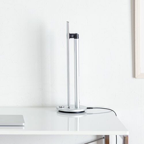 LEDデスクライト（アルミ製スタイリッシュタイプ・平面発光式・無段階調光・3段階調色・最大1000ルクス・ナイトライト付き・シルバー）