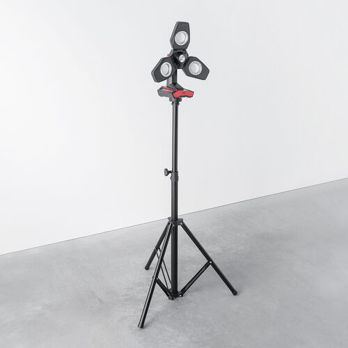 投光器（作業灯・ワークライト・LED・3500ルーメン・フラッドライト・高輝度・充電式・屋外用・三脚付き）