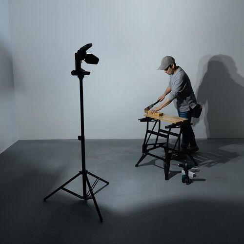 投光器（作業灯・ワークライト・LED・3500ルーメン・フラッドライト・高輝度・充電式・屋外用・三脚付き）