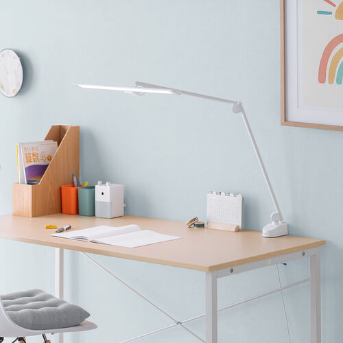 デスクライト（広範囲照射LED・調光調色・アームライト・タッチセンサー・クランプ固定・横幅45cm・ホワイト）