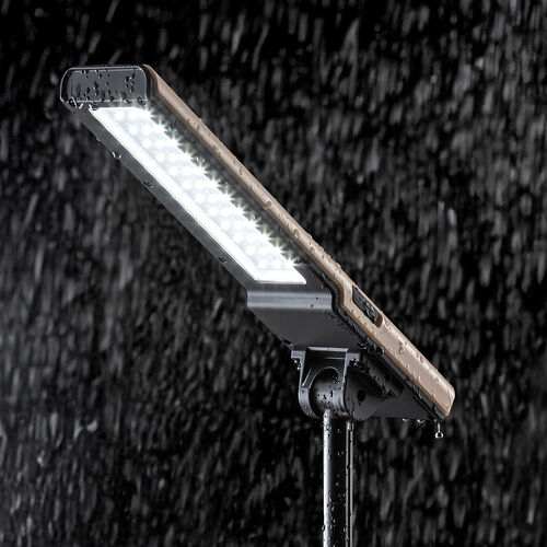 作業灯（LED・充電式・防水・折りたたみ・スタンド・1500ルーメン・高さ・角度調整・ベージュ）