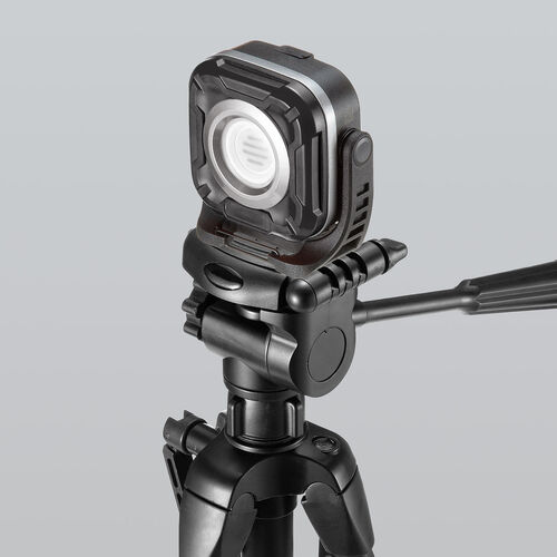 充電式 LED作業灯（無段階調光・角度調整・防水IPX6・多用途設置）