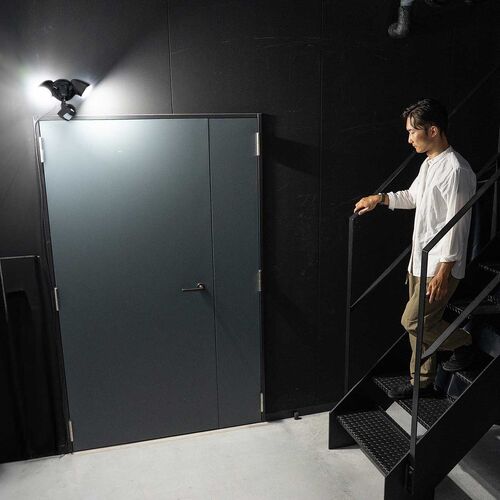 センサーライト（防犯・防水・カメラ付・屋外・2000ルーメン・照明システム・コンセント）