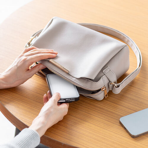 LED撮影ライト（スマホ・カメラ対応/三脚取付可能・250ルーメン・小型・充電式・ストリーミングライト）