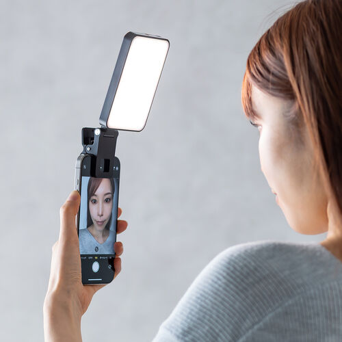 LED撮影ライト（スマホ・カメラ対応/三脚取付可能・250ルーメン・小型・充電式・ストリーミングライト）