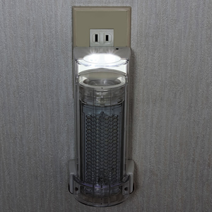【在庫処分SALE】充電式LED非常灯（緊急LEDライト・USB出力付き）