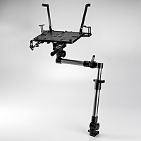 ノートPCを6つのアームでしっかり固定する自動車用ノートPC台【カーラップトップホルダー】