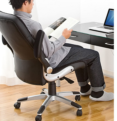 肘跳ね上げ式チェア（アームレスト跳ね上げ式・ブラック） EEZ