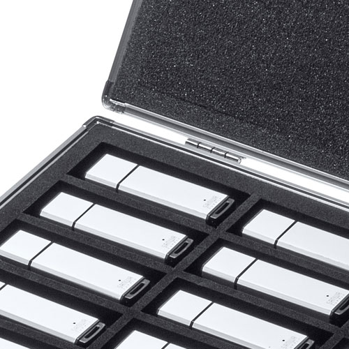 USBフラッシュメモリケース (28本収納)