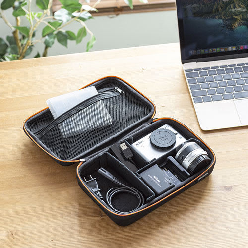 ポーチ（トラベルポーチ・ガジェットポーチ・小物入れ・おしゃれ・大容量・人気・おすすめ・男性・仕切り・収納・便利・持ち運び・セミハード・黒） IN-HDAD2BK サンワサプライ