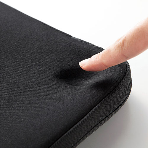 インナーケース（MacBook用・衝撃吸収・低反発ウレタン・13.3インチ・ファスナー付き・ブラック）
