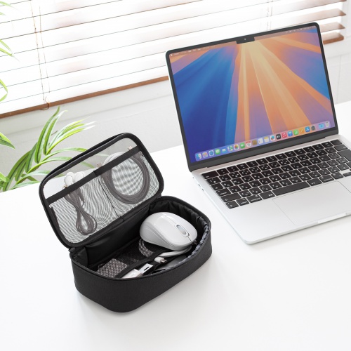 ガジェットケース（メッシュ・トラベルポーチ・モバイルバッテリー・PC周辺機器・ケーブル・整理・旅行・海外旅行・出張・収納・幅20.5×奥行10.5×高さ6.5cm・ブラック）