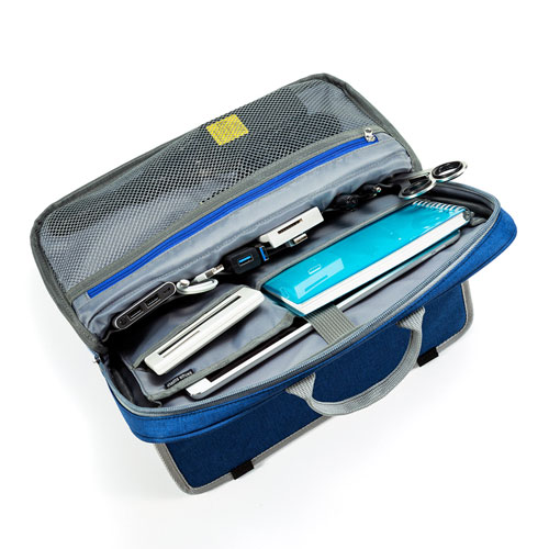 スタンドポーチ(バッグ・自立・テレワーク・小物入れ・卓上・アクセサリ/ガジェット収納・Lサイズ・ブルー)