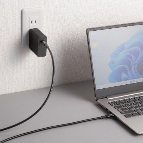 USB Type-Cケーブル（DP Altモード対応・USB PD75W対応・4K/60HZ・映像出力・7m・3重シールド構造・アルミカバーコネクタ・充電 データ転送・5Gbps・ブラック）