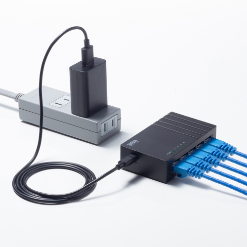 スイッチングハブ（ギガビット・5ポート・Type-C給電・ループ検知機能・AUTO-MDIX機能・静音ファンレス・静音・壁掛け対応・プラスチック筐体）