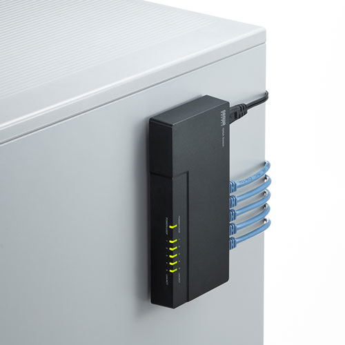 スイッチングハブ(5ポート・ギガビット・ループ検知機能・マグネット付き・電源内蔵) LAN-GIGAP502BK サンワサプライ