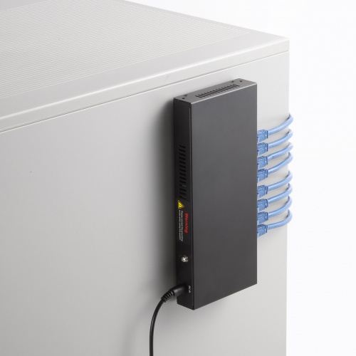 スイッチングハブ（PoE給電・ギガビット・メタル筐体・8ポート・PoE＋・IEEE・802.3af/at・ファンレス・静音・マグネット付き・全ポート合計60W）