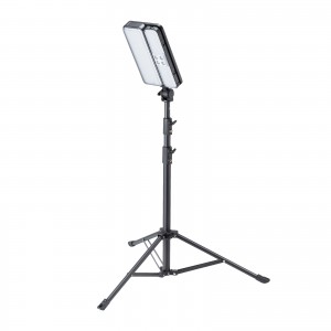 LED投光器（充電式・屋外・三脚付・USB充電・ソーラー充電対応・3000ルーメン・LED着脱可能）