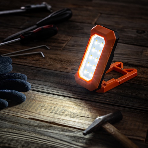 作業灯（LED・充電式・防水・小型・クリップ・マグネット付・500ルーメン・スタンド・手持ちライト）
