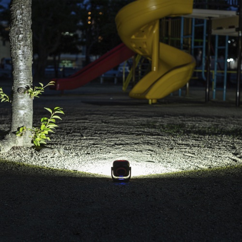 LEDライト（充電式・作業灯・マグネット・スタンド設置・防水IPX6・1300ルーメン・無段階調光・角度調整可能）