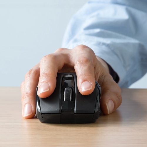 ワイヤレスマウス(Bluetooth・電池式・おすすめ・おしゃれ・人気・・マルチペアリング・ブルーLED・6ボタン・ブラック） MA-BBHT616BK サンワサプライ