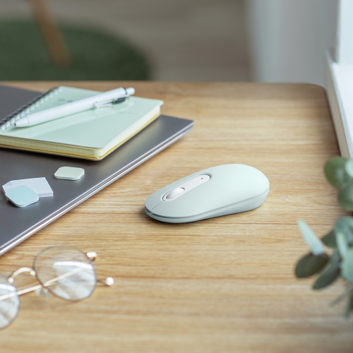 Bluetoothマウス（薄型・3ボタン・静音・かわいい・3台マルチペアリング・乾電池式・ワイヤレス・無線・くすみカラー・グリーン）