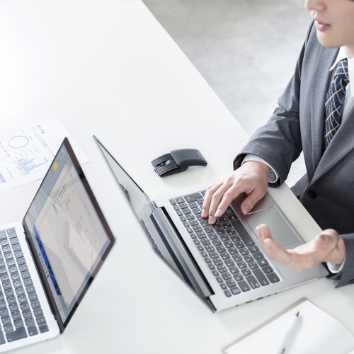 マウス（小型・Bluetooth・静音・5ボタン・戻る/進むボタン・ホイール・スライドカバー・持ち運び・コンパクト・モバイル・急速充電式・スリム・軽量・グレー）