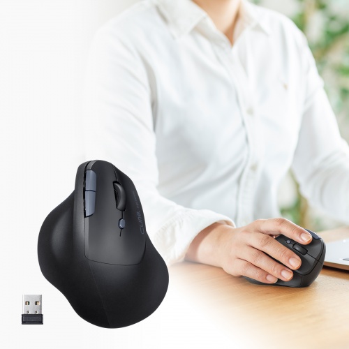 静音ワイヤレスマウス（エルゴノミクス・2.4GHzワイヤレス・USB A・ブルーLED・5ボタン・単三電池）MA-EWBS513BK