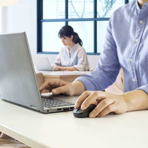 静音ワイヤレスマウス（ブルーLED・超小型・超軽量・無線・2.4Ｇ・3ボタン・電池式・左右対称・ダークシルバー）