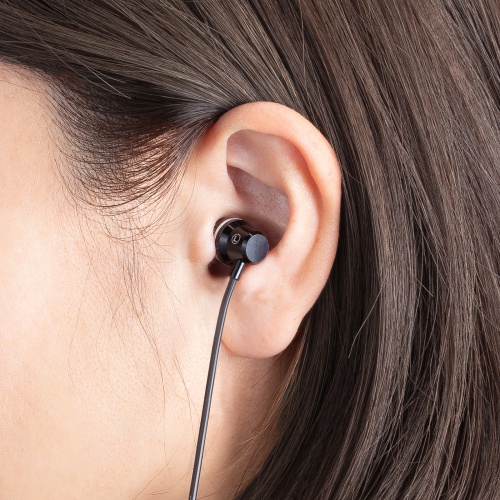 ステレオイヤホン（カナル型・3.5mmイヤホンジャック・ケーブル長1.2m・ブラック）