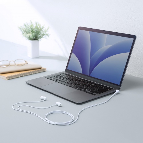 ステレオイヤホン（カナル型・3.5mmイヤホンジャック・ケーブル長1.2m・ホワイト）