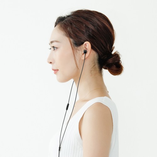 USBイヤホンマイク（カナル型・USB A接続・ケーブル長1.6m・ブラック）