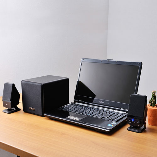 サンワサプライ 2.1chマルチメディアスピーカー ブラック MM-SPSW8B サンワサプライ34Wのサブウーハー付き2.1chマルチメディアスピーカー