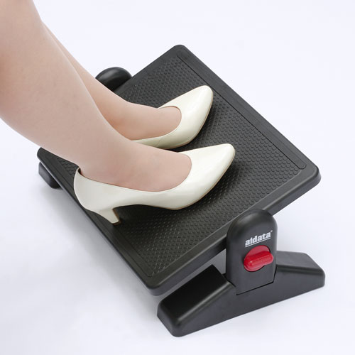 エルゴノミクスフットレスト（足置き台）