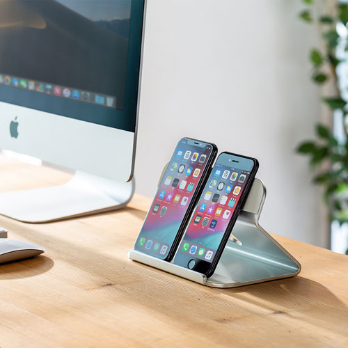 タブレットスタンド(アルミ・冷却・ノートパソコンスタンド・スマホスタンド・ケーブルホール付き)