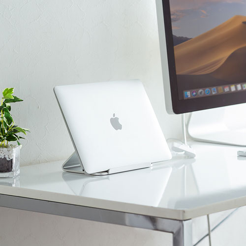 タブレットスタンド(アルミ・冷却・ノートパソコンスタンド・スマホスタンド・ケーブルホール付き)