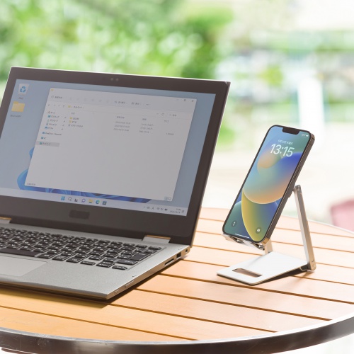 モバイルスタンド（折りたたみ式・超薄型9mm・アルミ製・冷却・無段階角度調整・持ち運び・タブレット・スマホスタンド・シルバー）