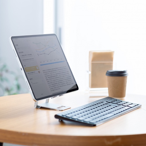 モバイルスタンド（折りたたみ式・超薄型9mm・アルミ製・冷却・無段階角度調整・持ち運び・タブレット・スマホスタンド・シルバー）