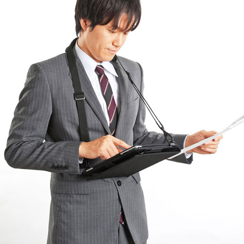 【アウトレット･訳あり・セール】ショルダーベルト付きiPadケース