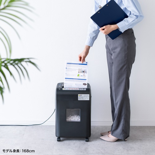 【在庫処分のため 超特価】シュレッダー（オートフィード・業務用・自動細断・連続給紙・自動給紙・100枚・ミニクロスカット・手差し細断9枚・16.7L・カード対応） PSD-C100AT サンワサプライ