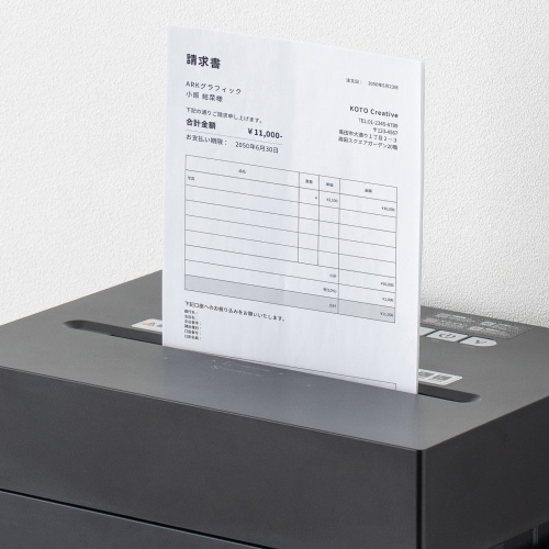 マイクロカットシュレッダー（大容量30L・A3対応・最大9枚同時細断・2×10mm・CD/DVD対応・カード対応・秘密情報漏洩対策）