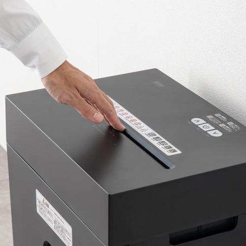 マイクロカットシュレッダー（大容量30L・A3対応・最大9枚同時細断・2×10mm・CD/DVD対応・カード対応・秘密情報漏洩対策）