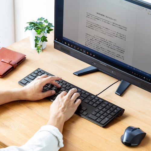 キーボード（スリム・パンタグラフ式・有線・ショートカットつき・ブラック）