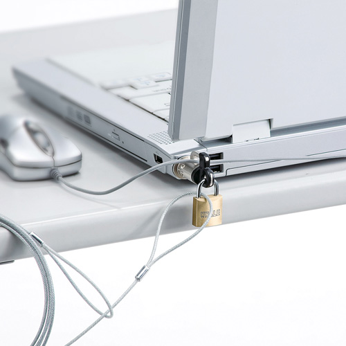 PCやマウス・テンキーなども同時にロックして盗難防止。パソコンセキュリティワイヤーロック（南京錠タイプ） SL-59 サンワサプライ